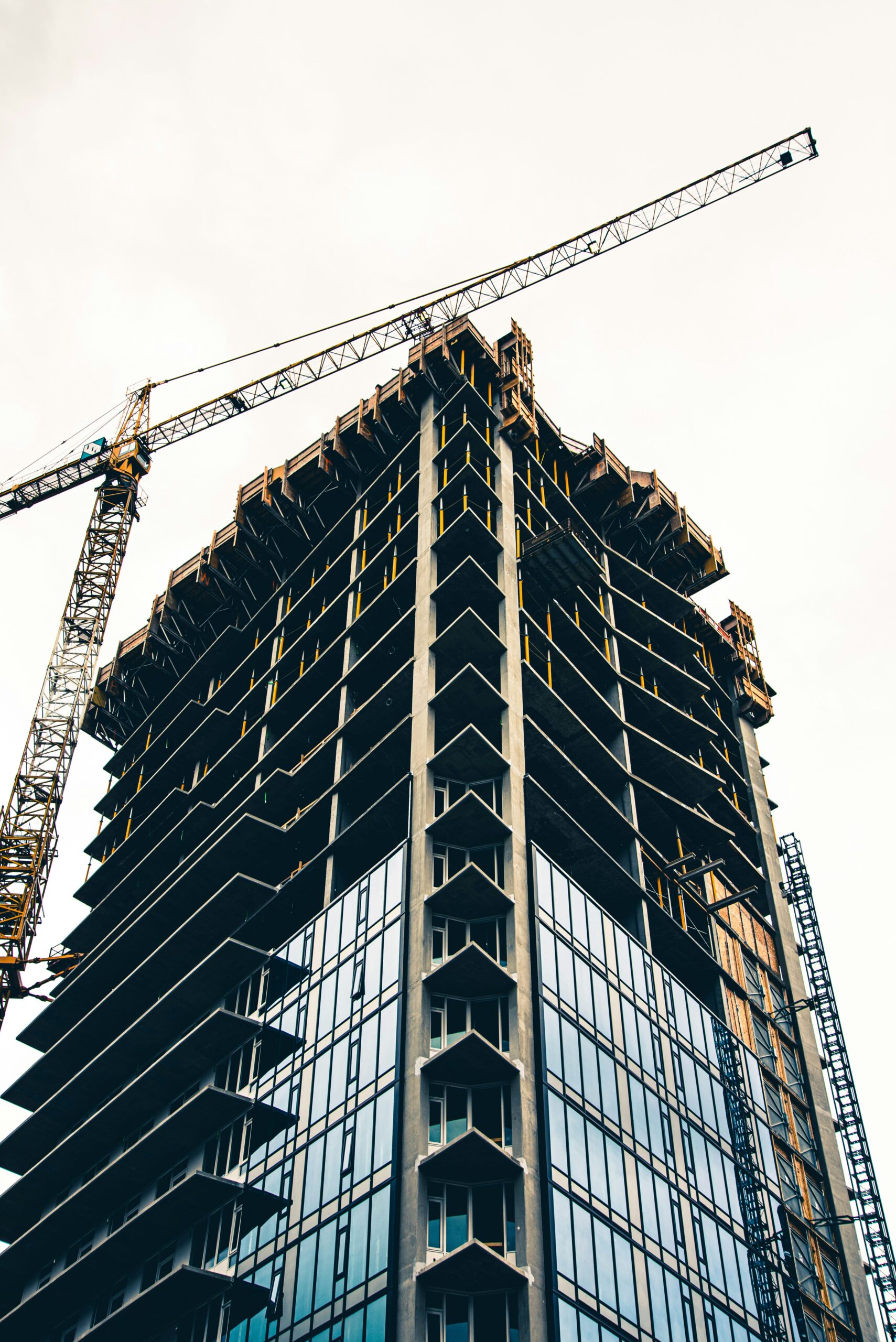 De la obra civil al edificio terminado: ingeniería, construcción y HVAC bajo un mismo responsable.